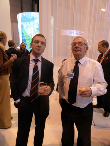 fitur 2